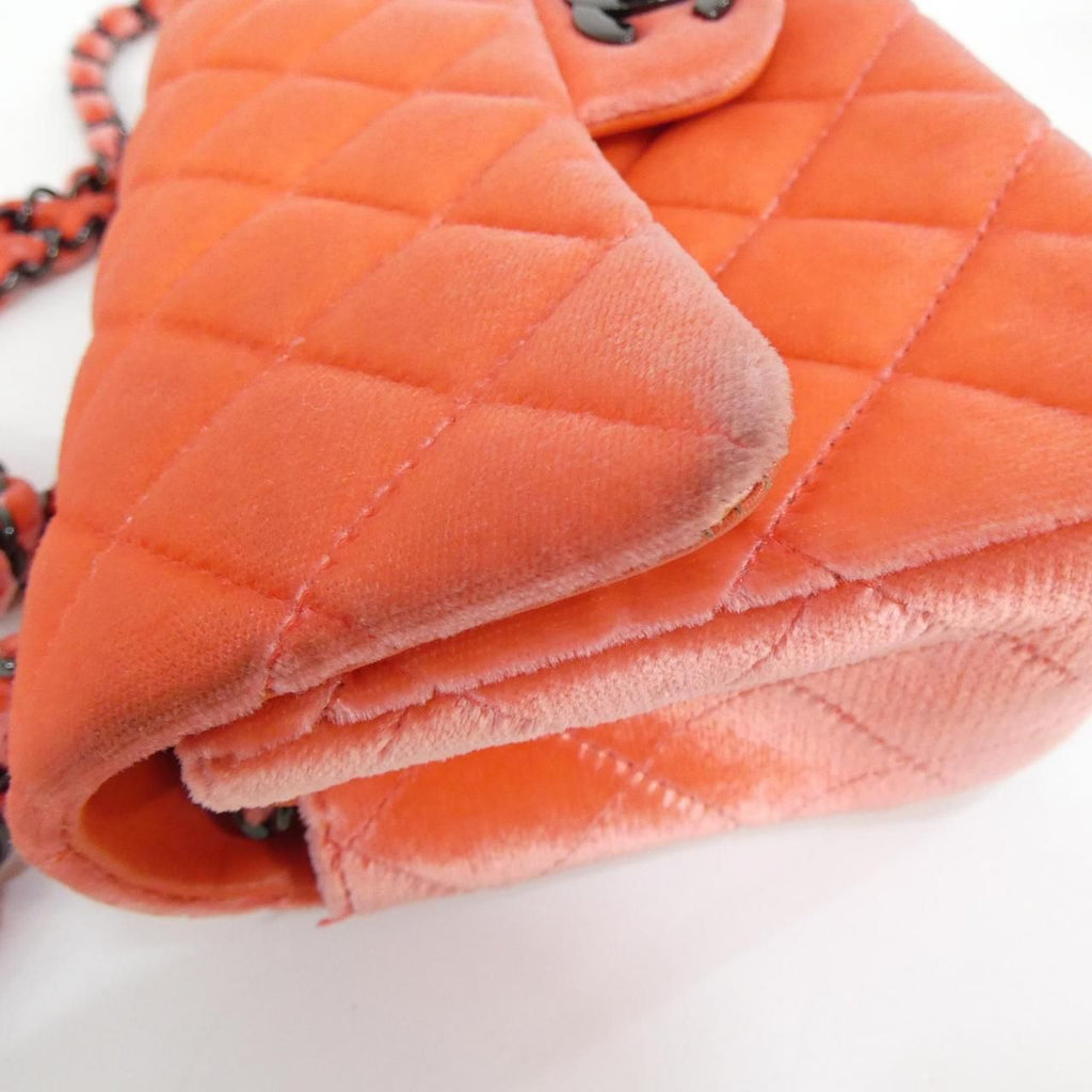 Chanel Shoulder Bag Pink — view 3