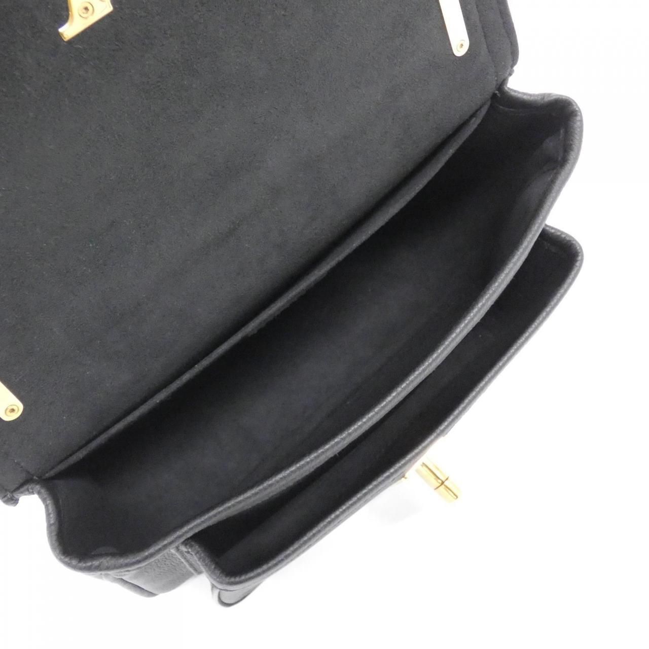 Louis Vuitton Lockme Chain Shoulder — view 7