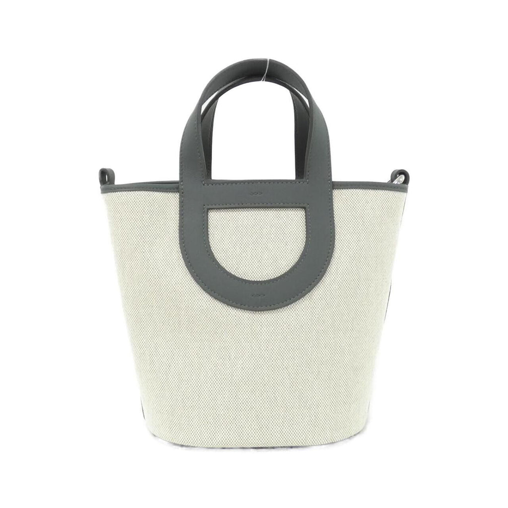Hermes in the Loop 18