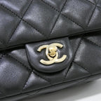 Chanel Bag Handbag Black — view 4