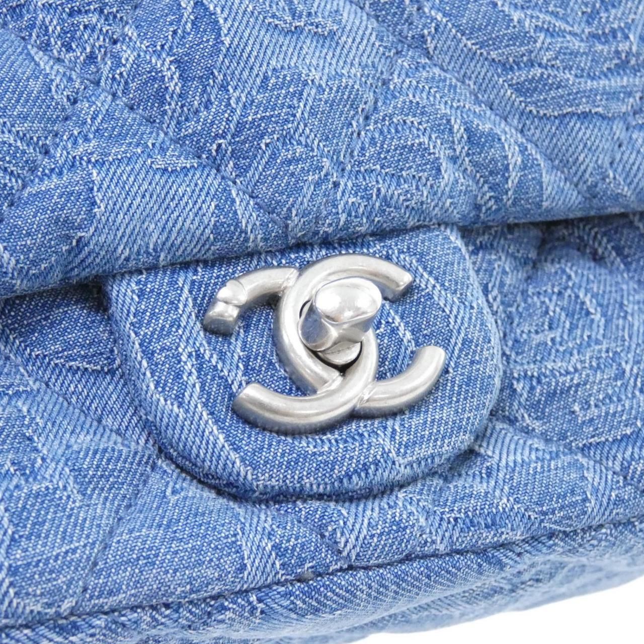 Chanel Shoulder Bag Blue — view 4