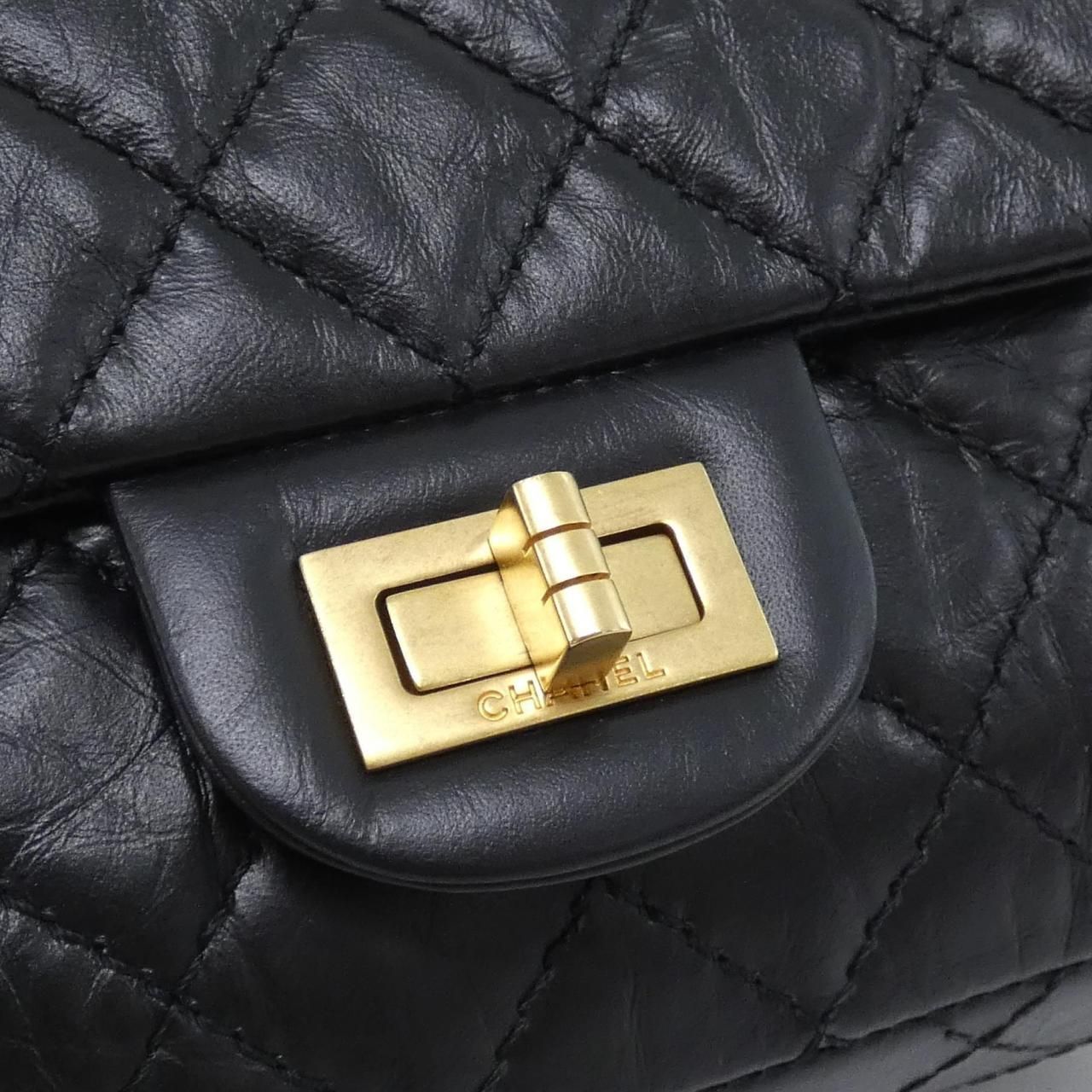 Chanel Shoulder Bag Black — view 4