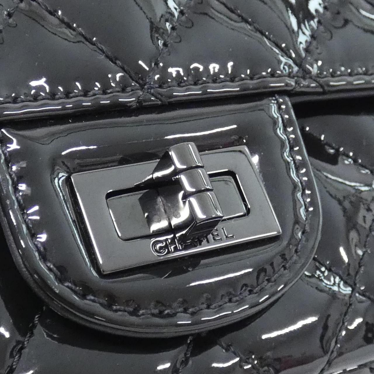 Chanel Shoulder Bag Black — view 4