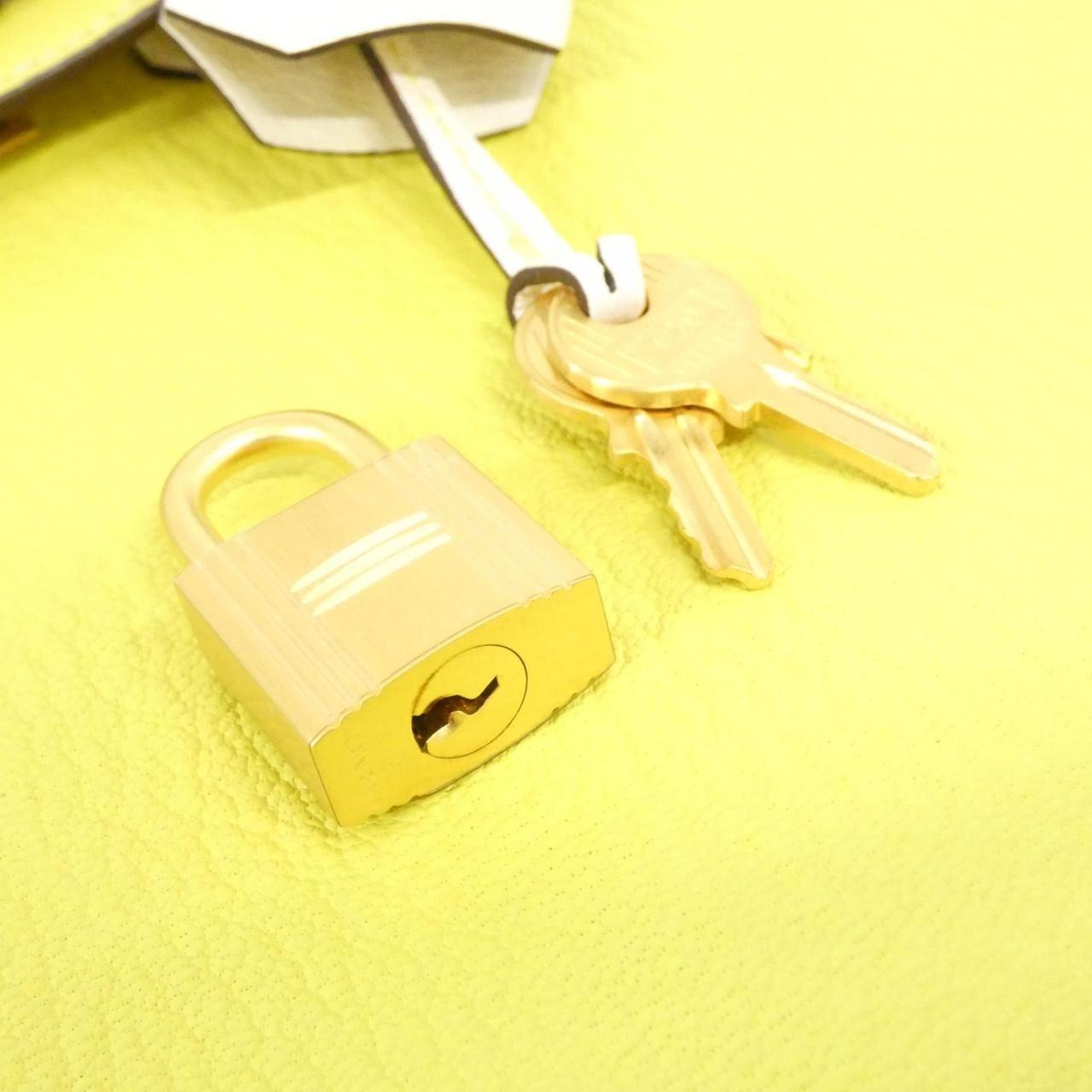Hermes Birkin 25 — view 4