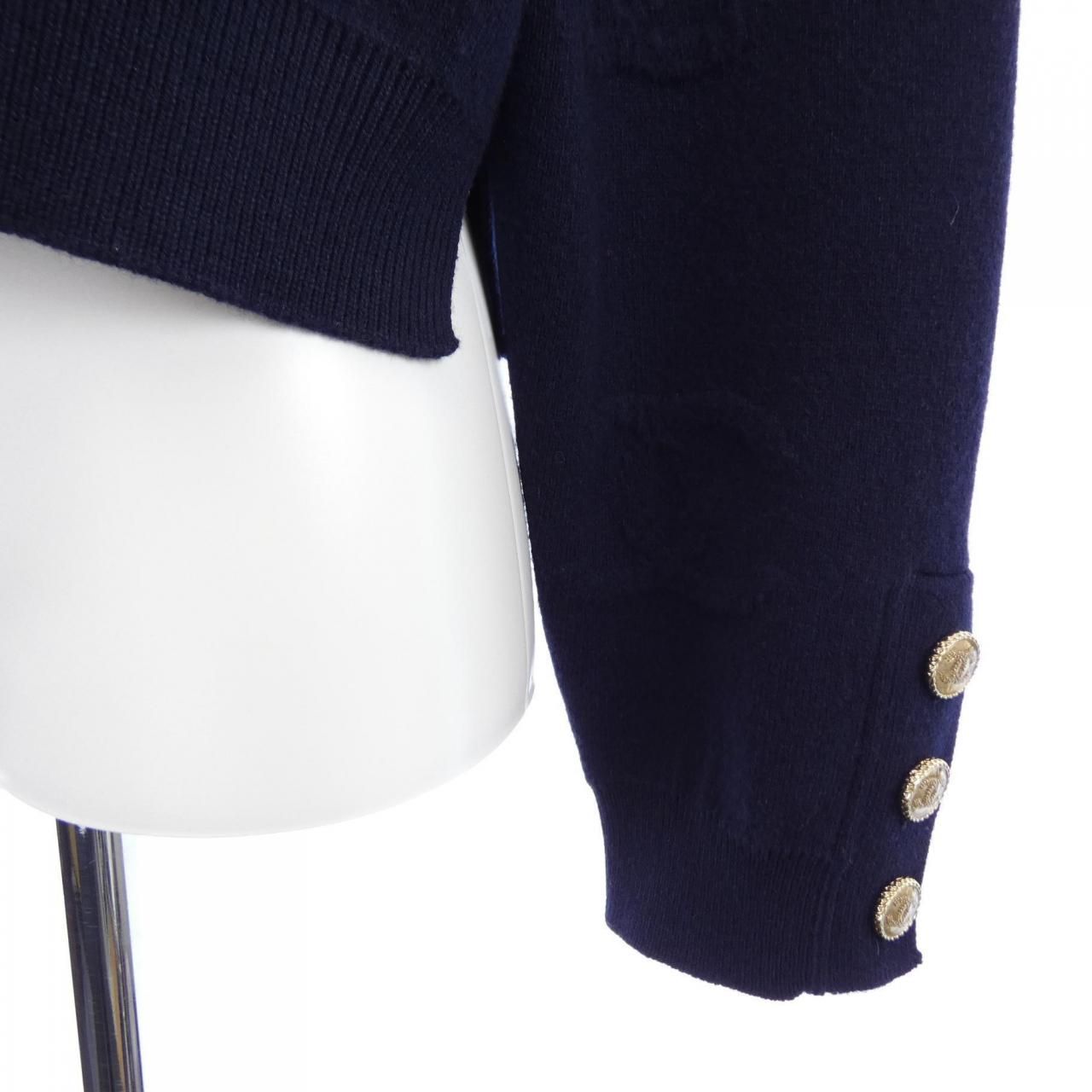 Chanel Cardigan Navy — view 7