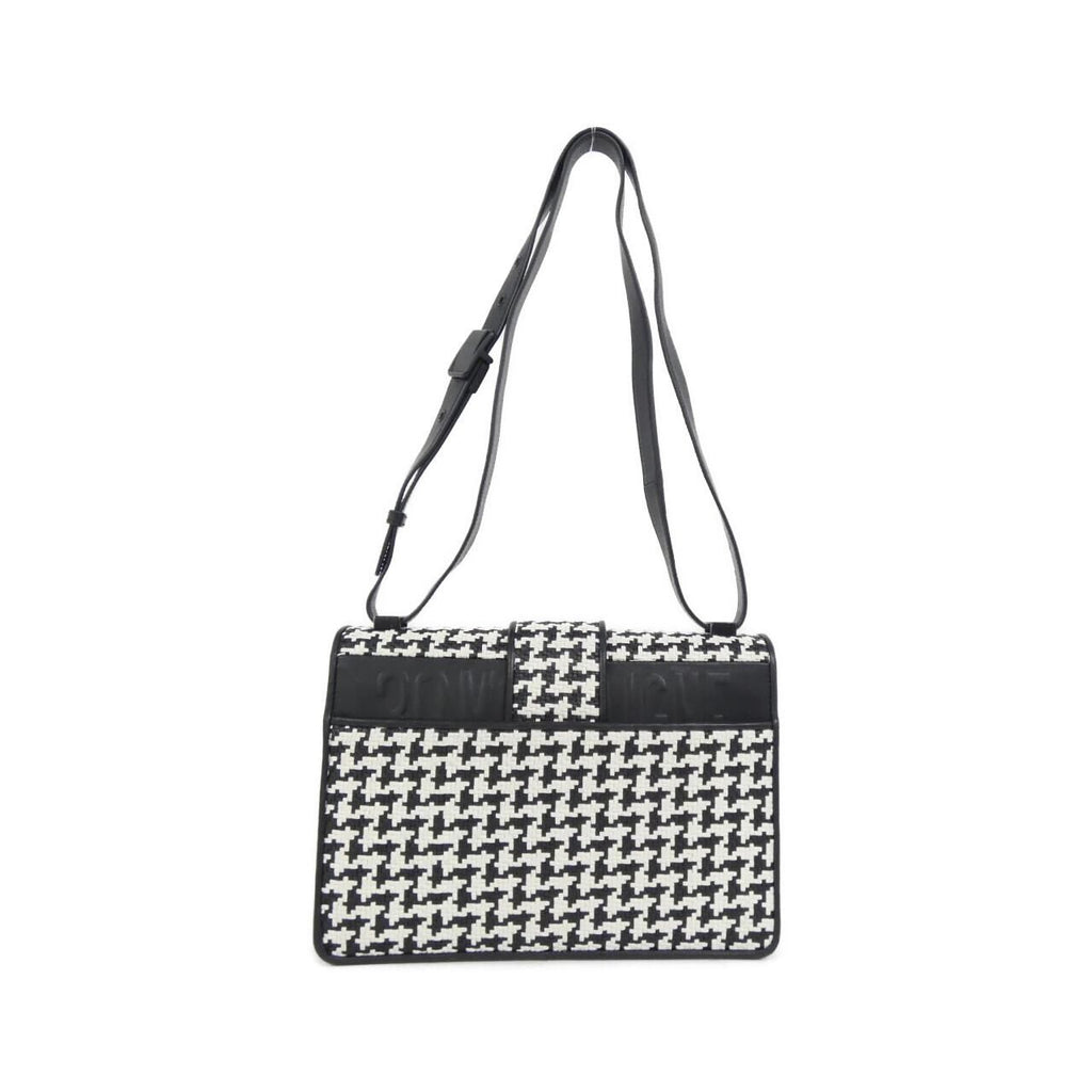 Dior 30 Montaigne Shoulder — view 2