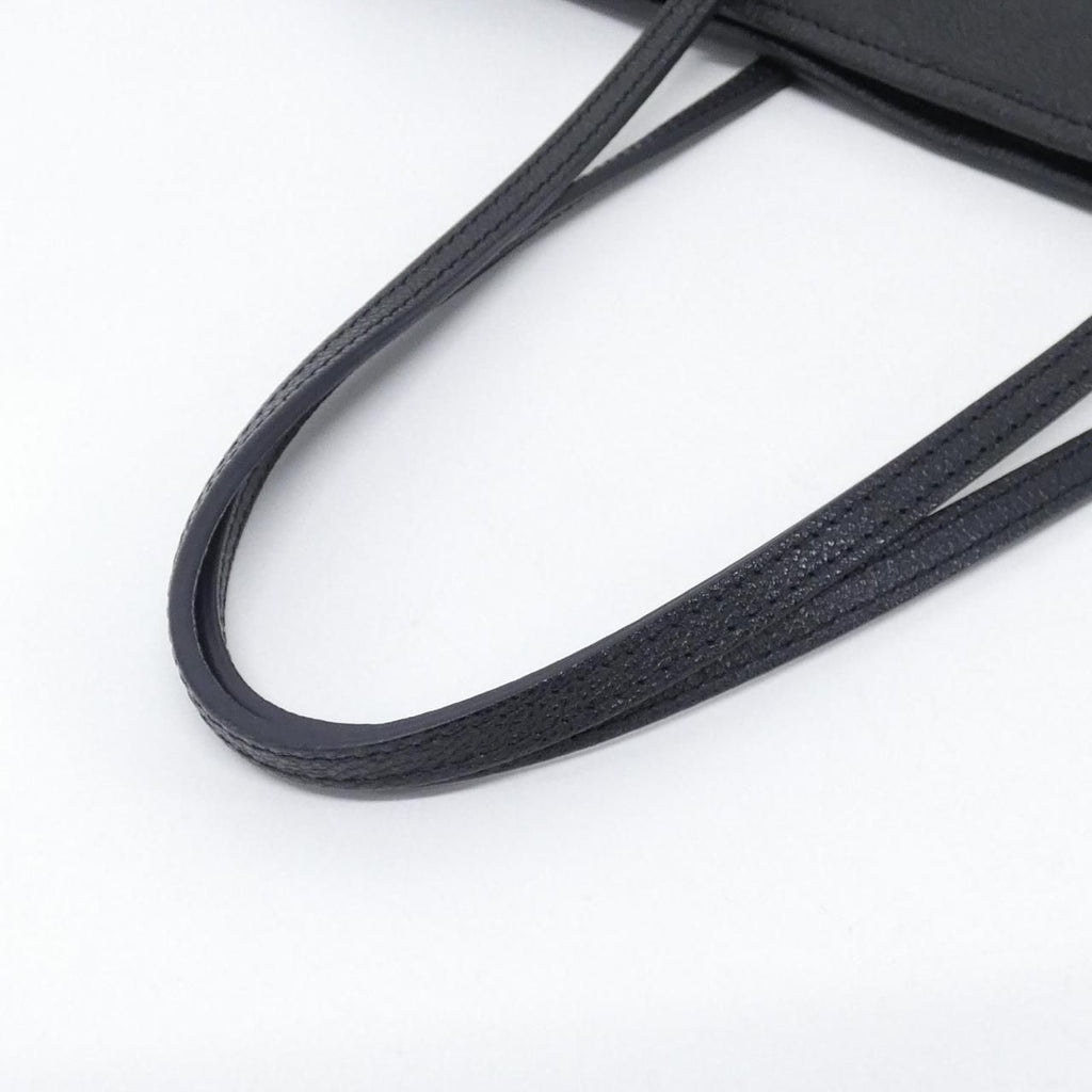 Louis Vuitton Monogram Empreinte Neverfull MM — view 5