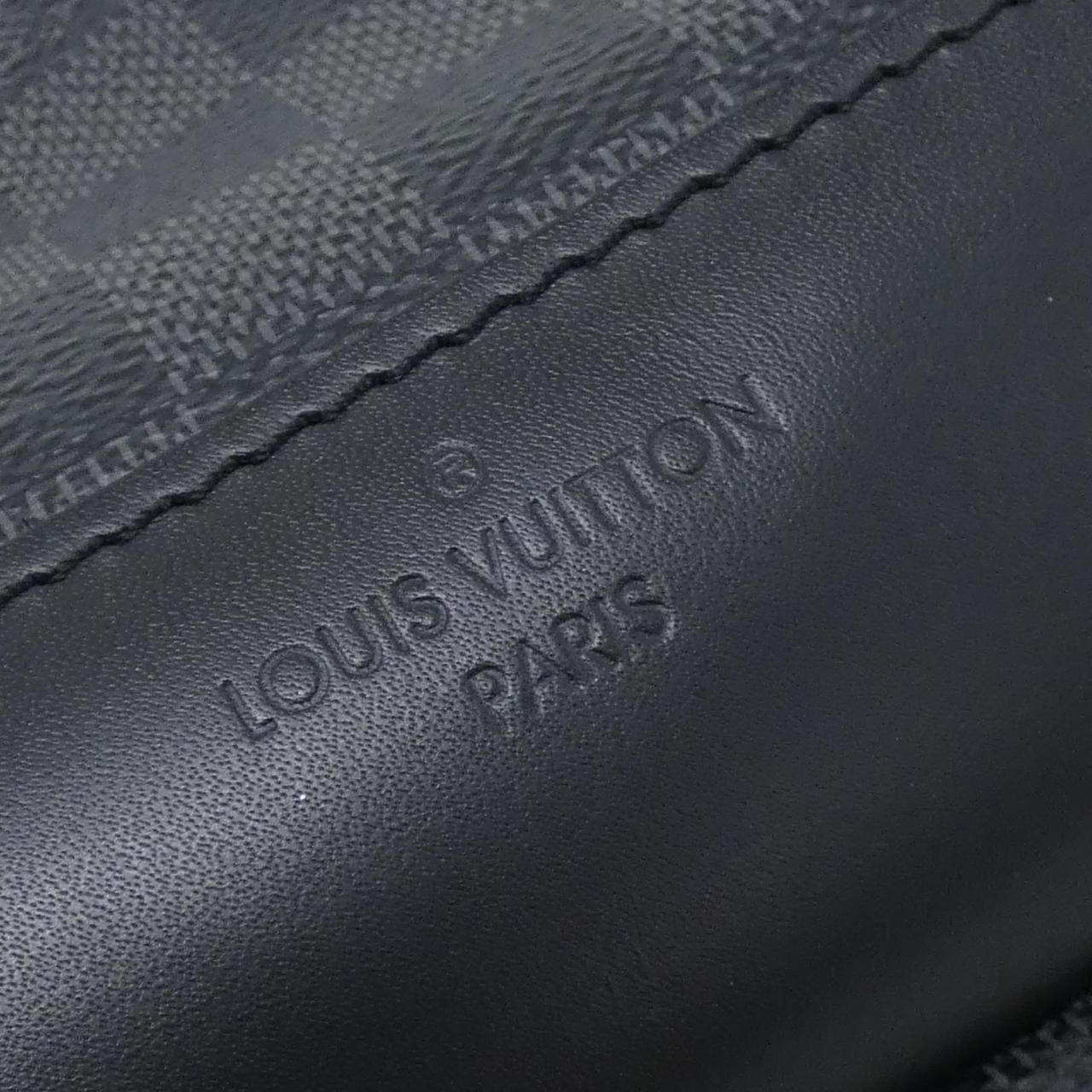 Louis Vuitton Damier Graphite Avenue Sling — view 5