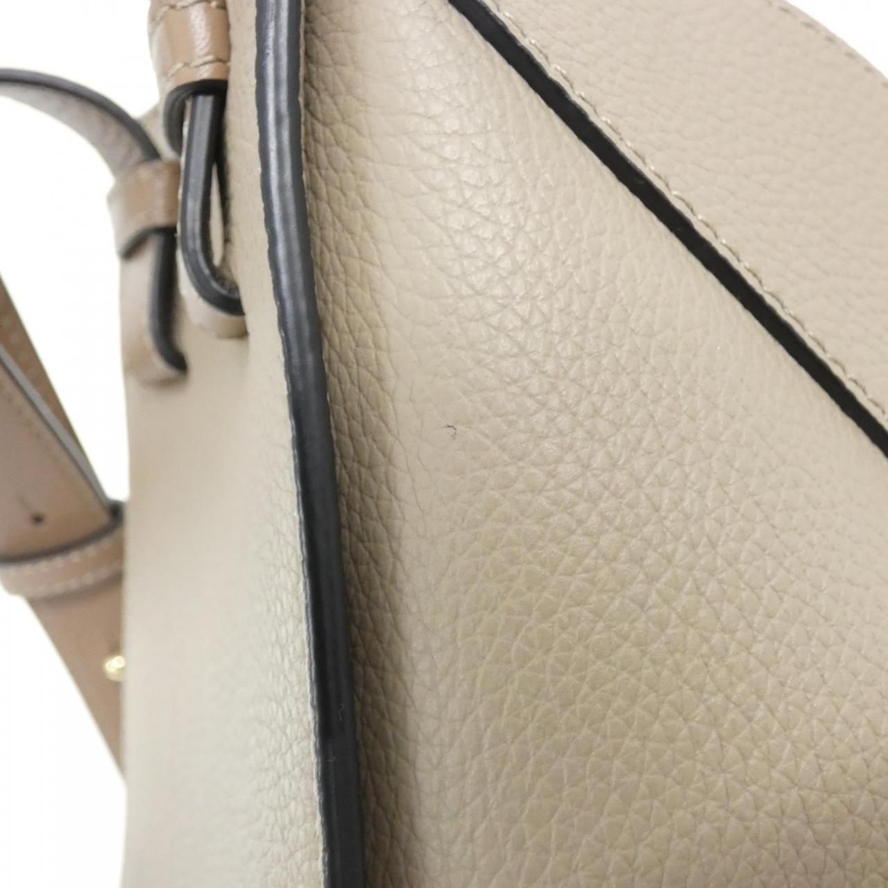 Loewe Hammock Compact Shoulder — view 4