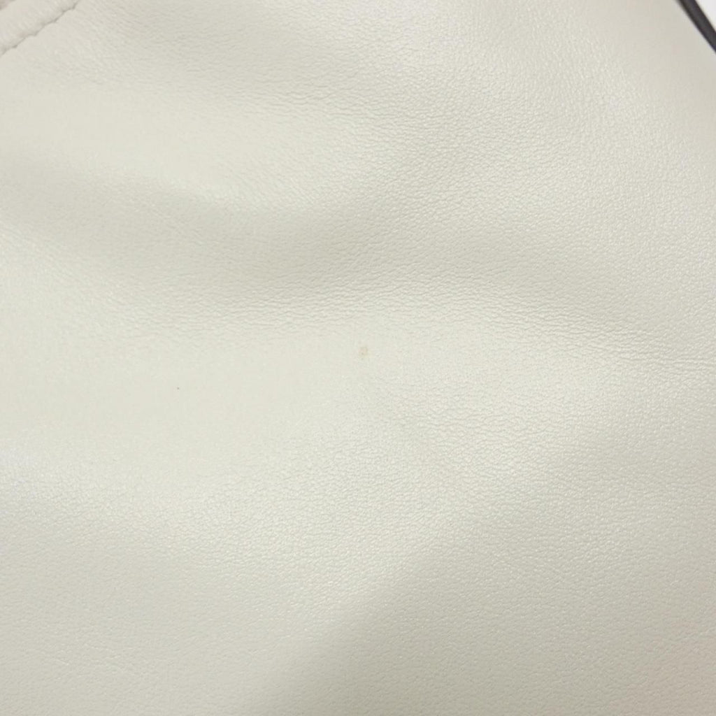 Gucci Beatrix Bag Handbag White — view 6