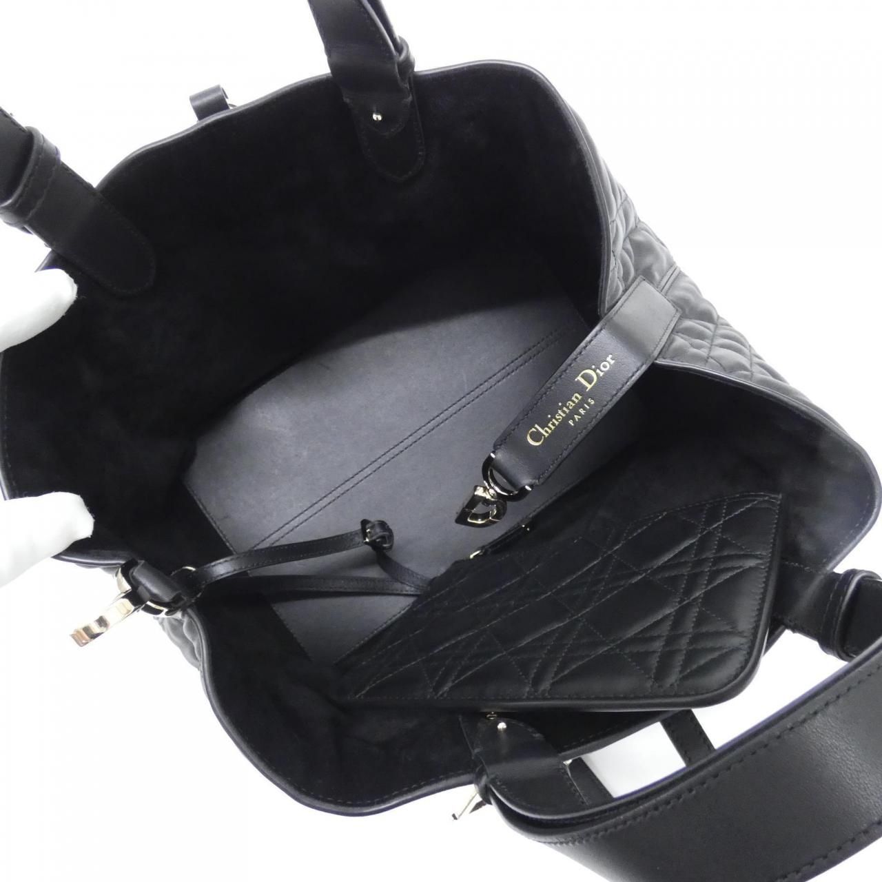 Dior Toujours Bag Handbag Black — view 7