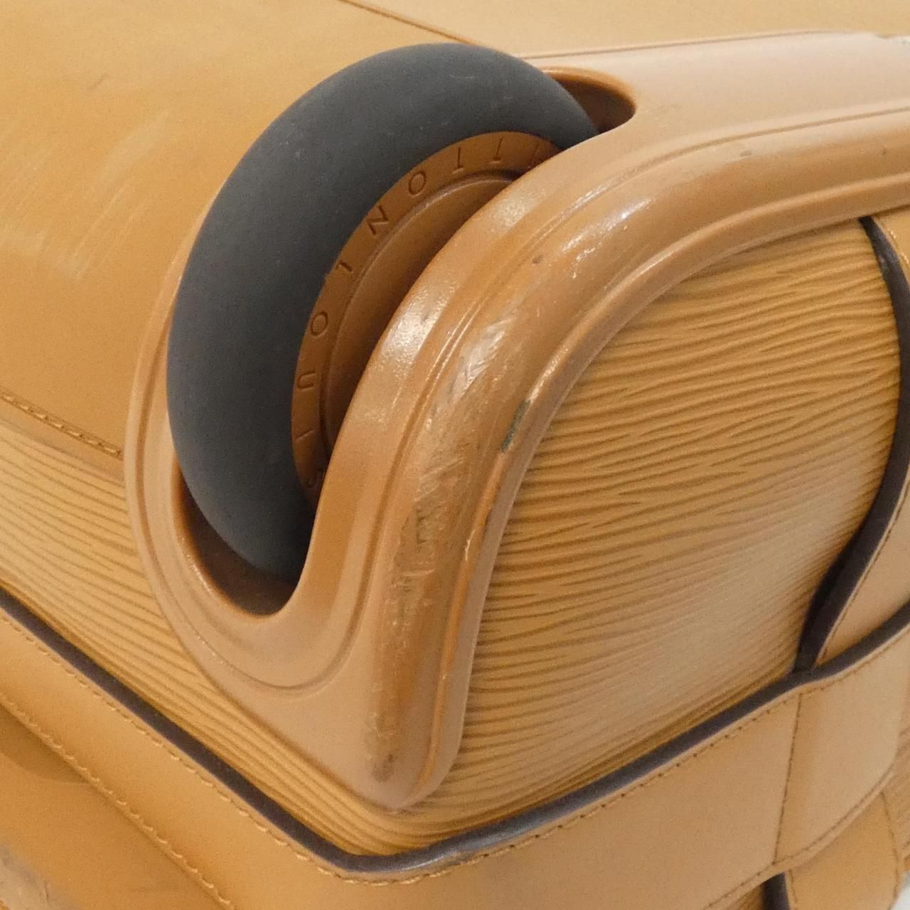 Louis Vuitton Vintage Epi Pegase 55 Travel — view 3