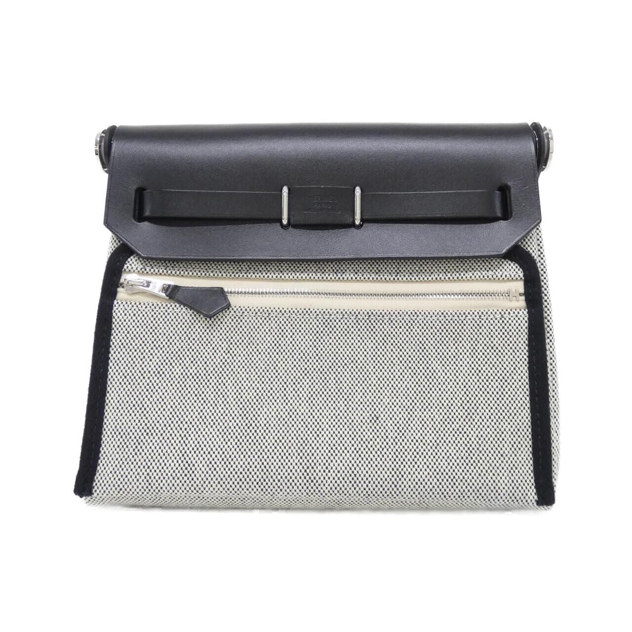 Hermes Herbag Zip 20 Shoulder — view 2
