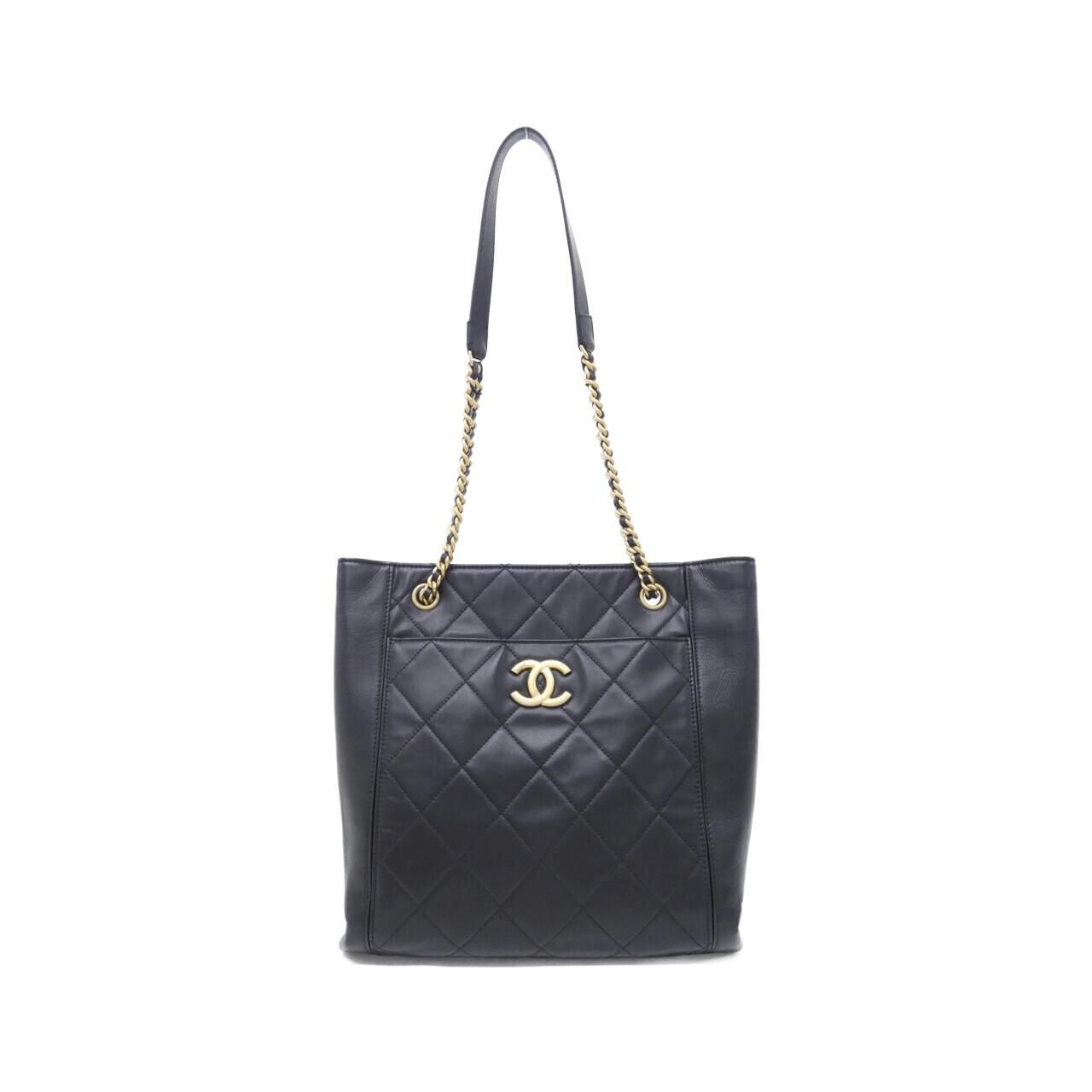 Chanel Shoulder Bag Black