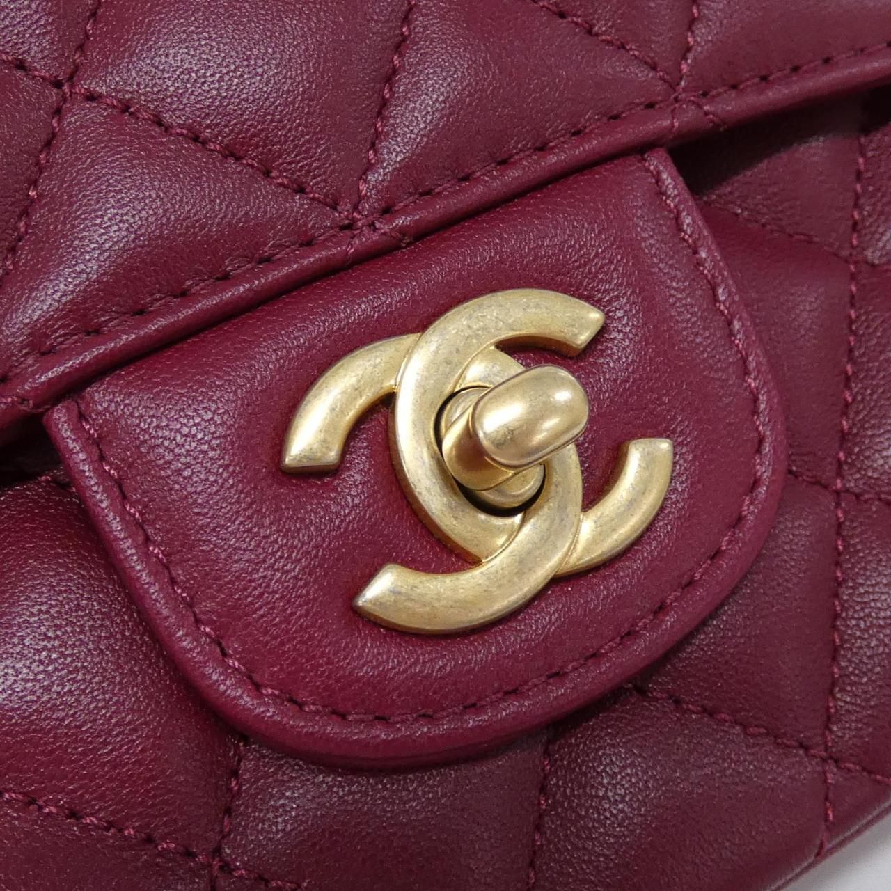 Chanel Bag Handbag Burgundy — view 5