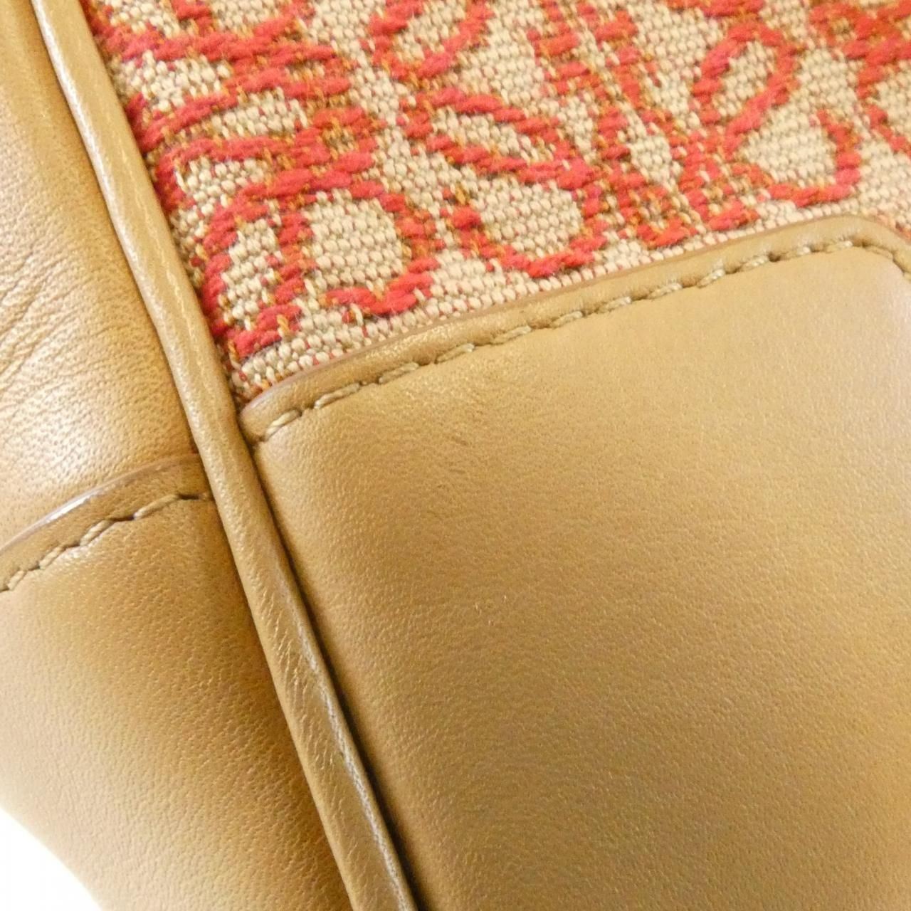Loewe Amazona 23 — view 5