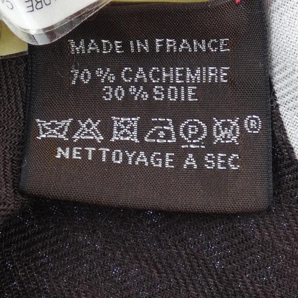 Hermes Encadre Triangle Jean Shawl Scarf — view 4