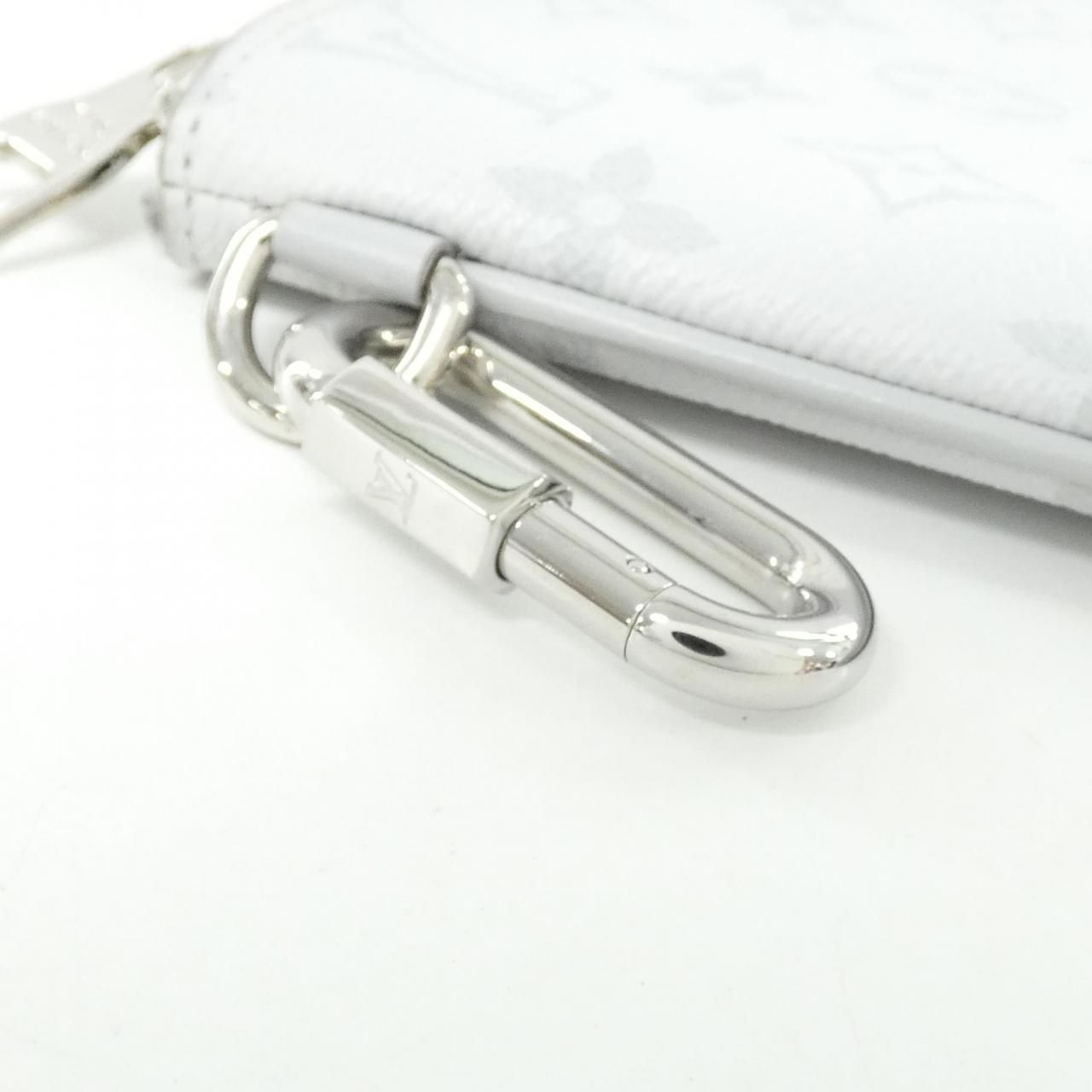 Louis Vuitton White Monogram Logo Zipped Pouch GM — view 6