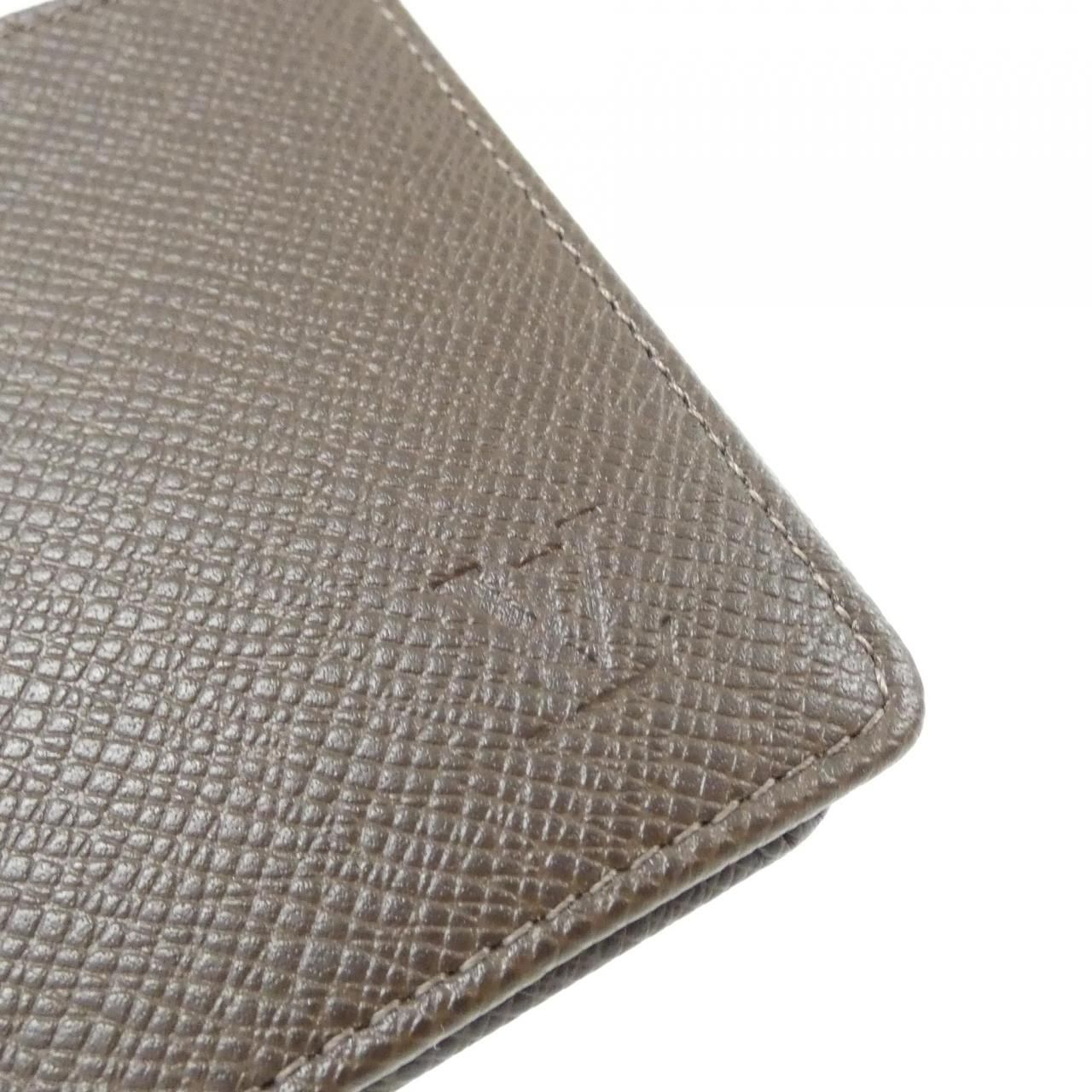 Louis Vuitton Taiga Porte Vier 3 Vole Billfold Wallet — view 3