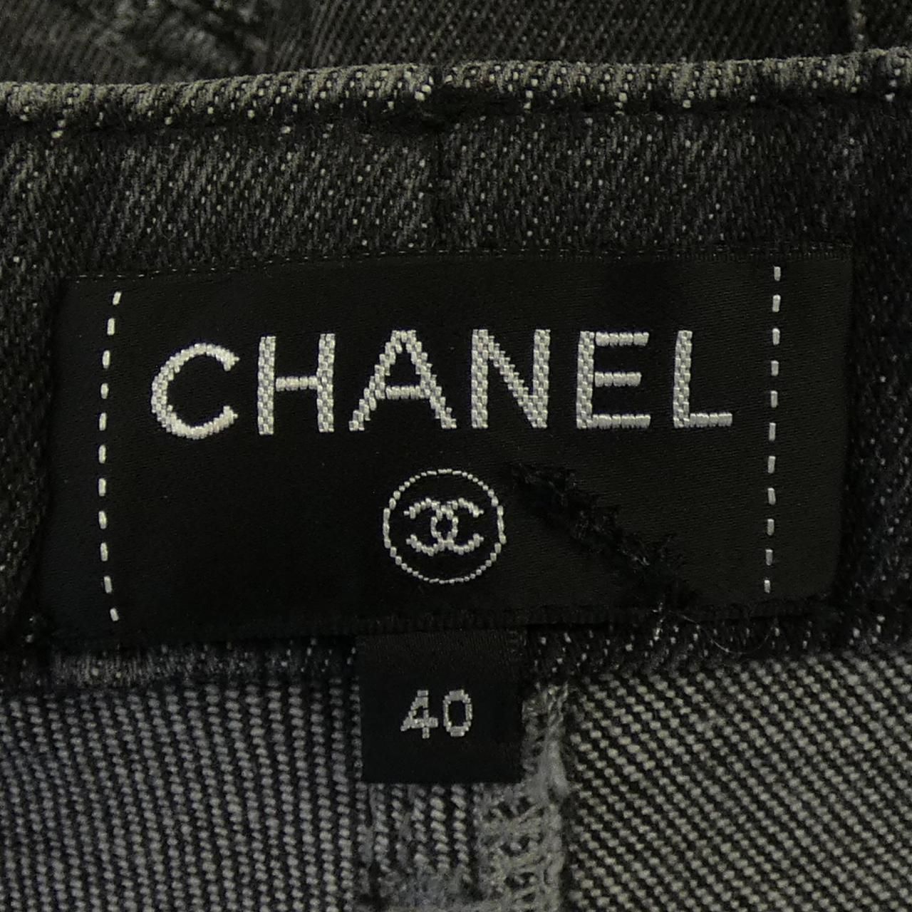 Chanel Jeans — view 5