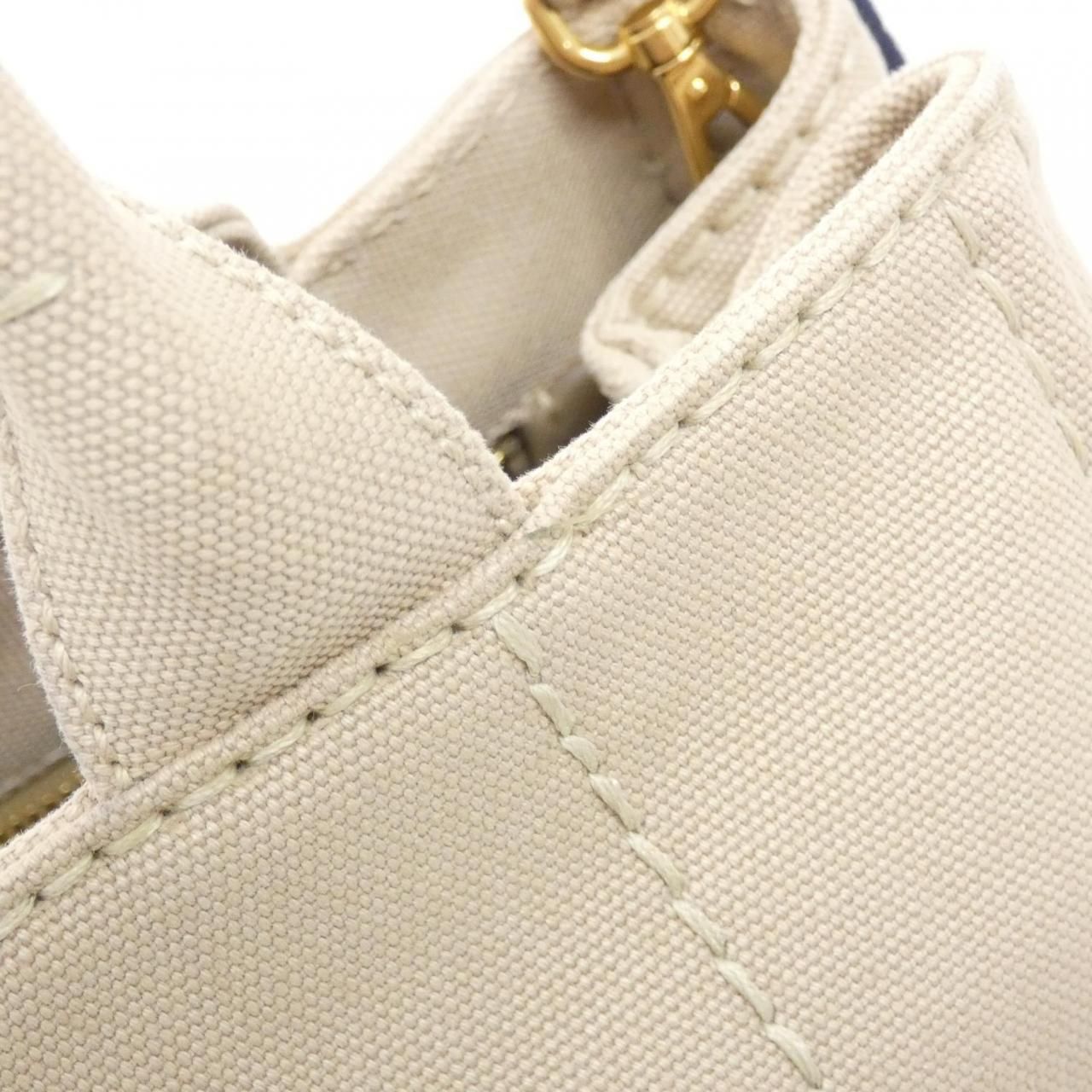 Prada Bag Handbag Gold — view 4