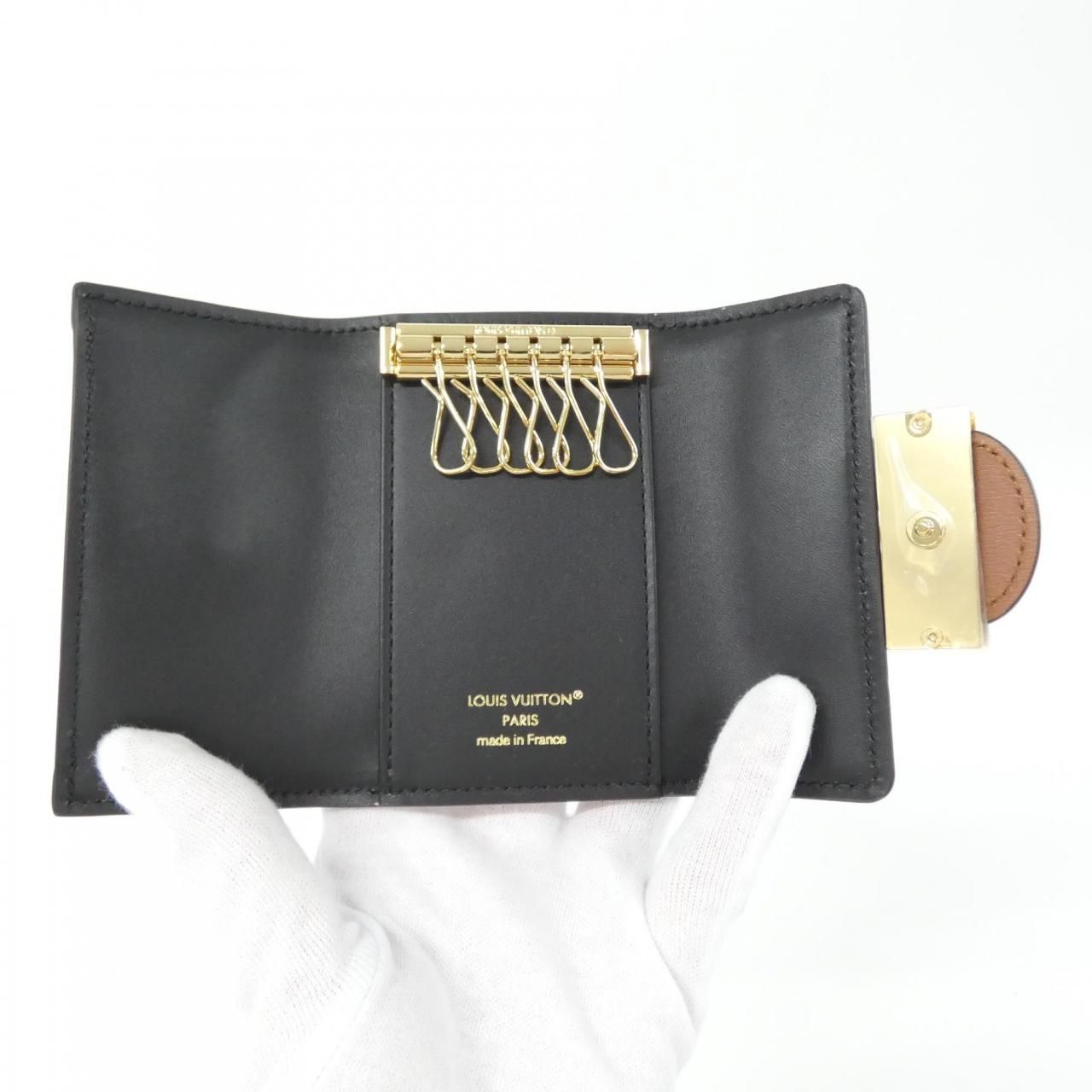 Louis Vuitton Monogram Key Case Multicles Key Holder — view 3