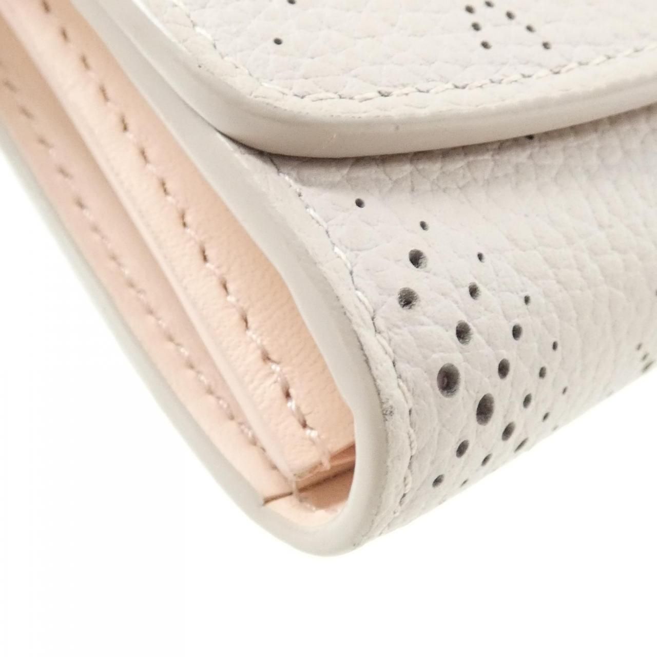 Louis Vuitton Mahina Portefeuille Iris Compact Wallet — view 4