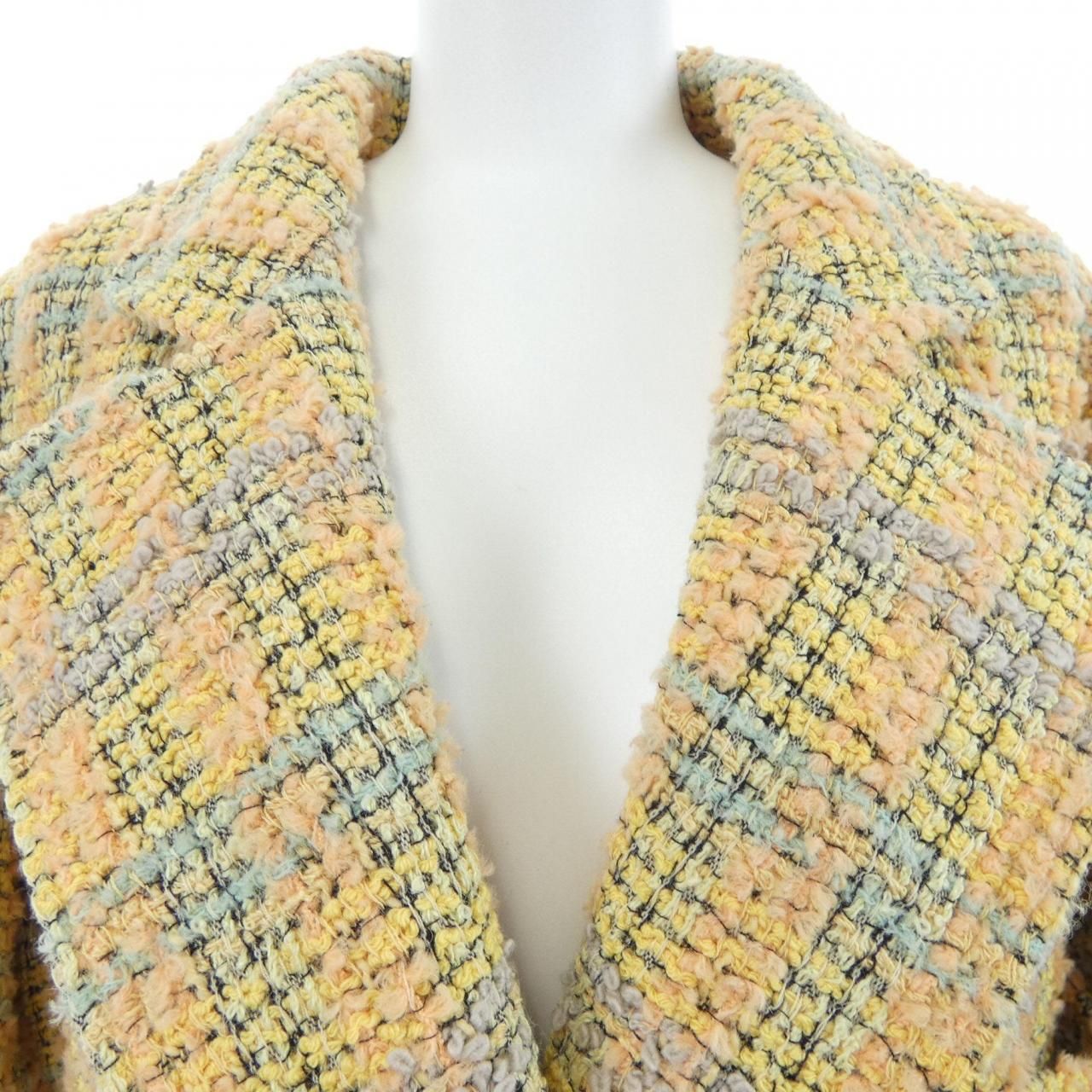 Chanel Vintage Jacket Yellow — view 4