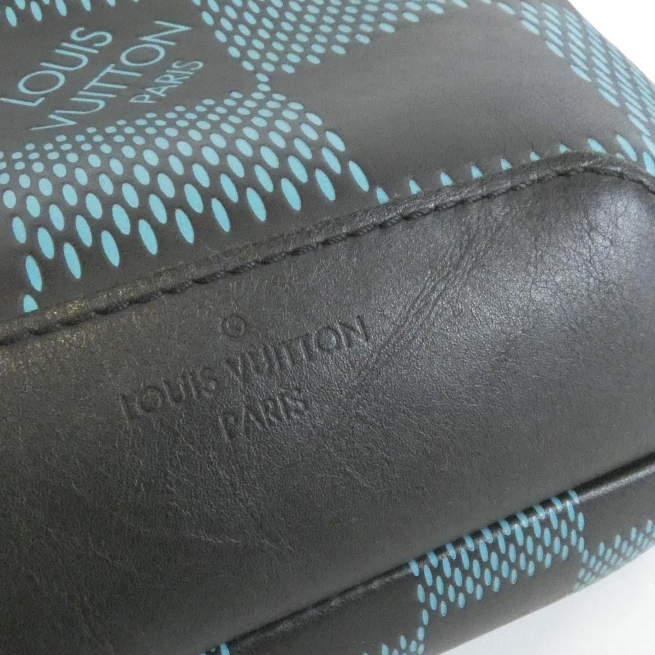 Louis Vuitton Damier Infini Avenue Sling — view 4