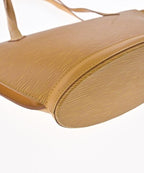 Louis Vuitton Handbag Yellow — view 8