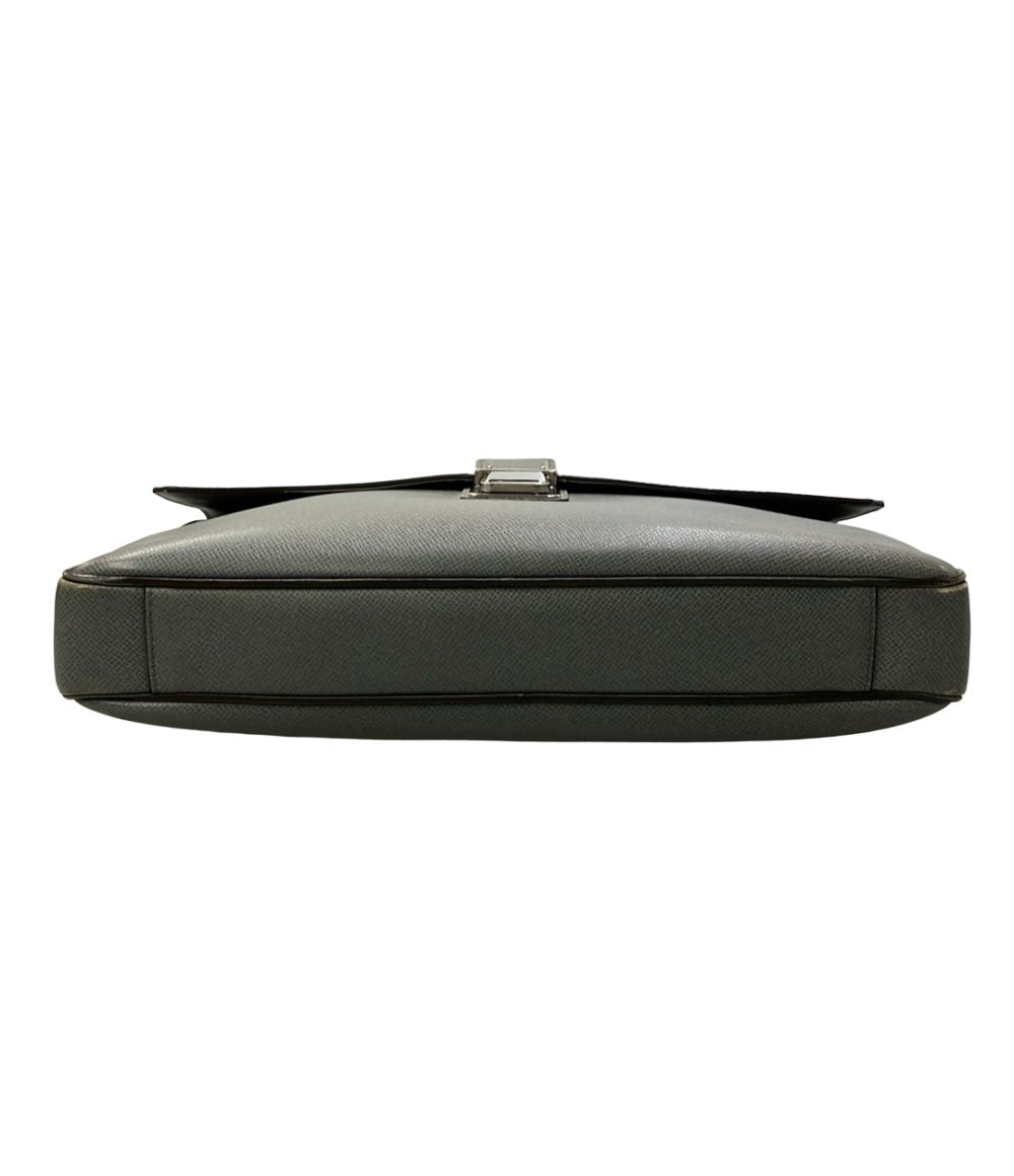Louis Vuitton Briefcase Shoulder Bag Business 2-Way Crossbody Vasili PM Taiga — view 4