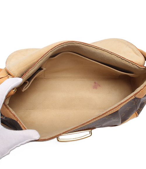Louis Vuitton Shoulder Bag MM Monogram — view 5