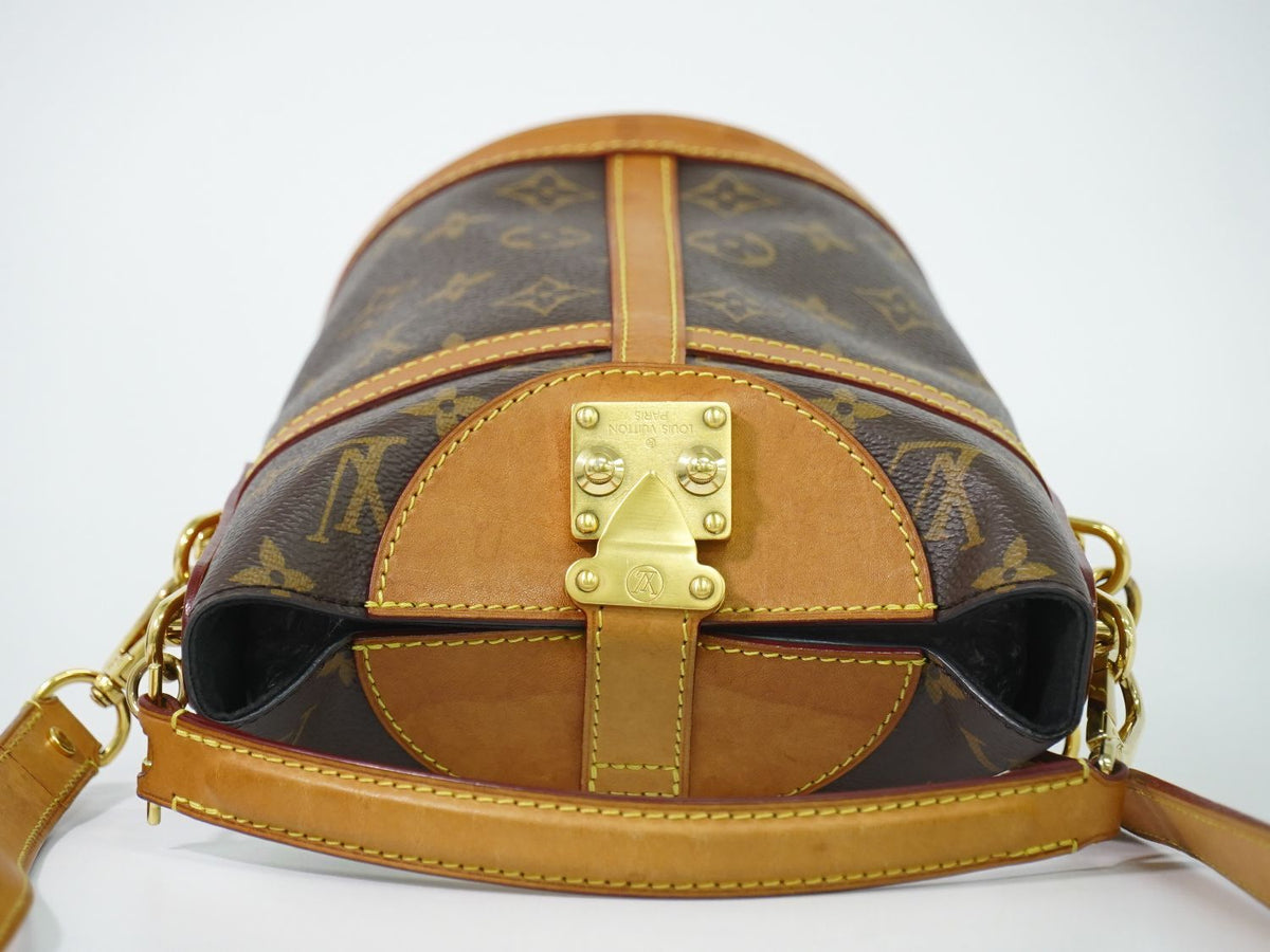 Louis Vuitton LV Duffle Monogram 2-Way Shoulder Bag Brown — view 5