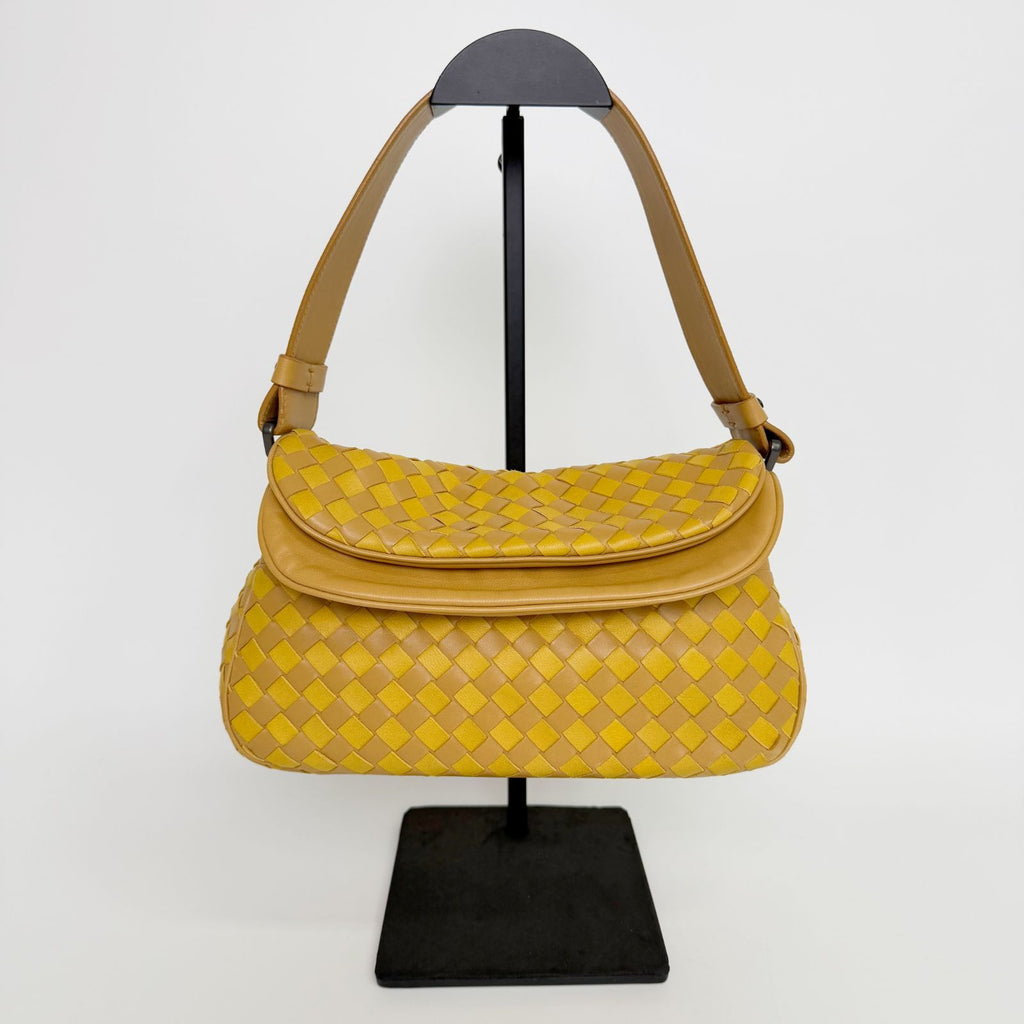 Bottega Veneta Intrecciato Flap Shoulder Bag Leather Yellow Camel Vintage — view 3