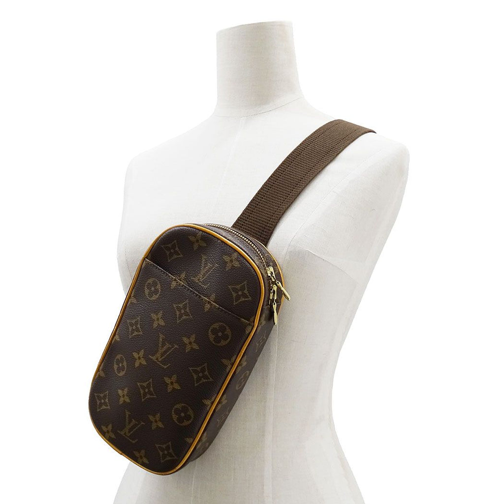 Louis Vuitton Shoulder Bag Monogram Canvas Pochette Gange Brown Crossbody Outfit — view 5