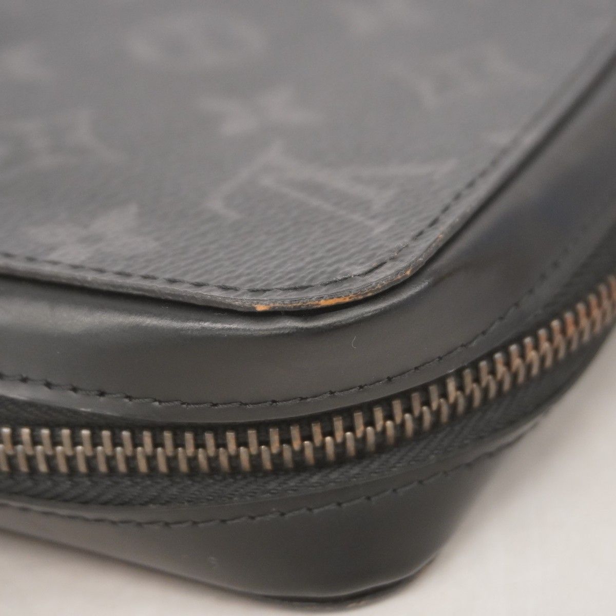 Louis Vuitton Wallet Monogram Eclipse Zippy XL Black — view 5
