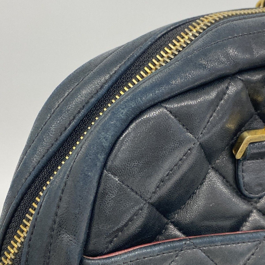 Chanel Shoulder Bag Quilted Lambskin Black Gold — view 7