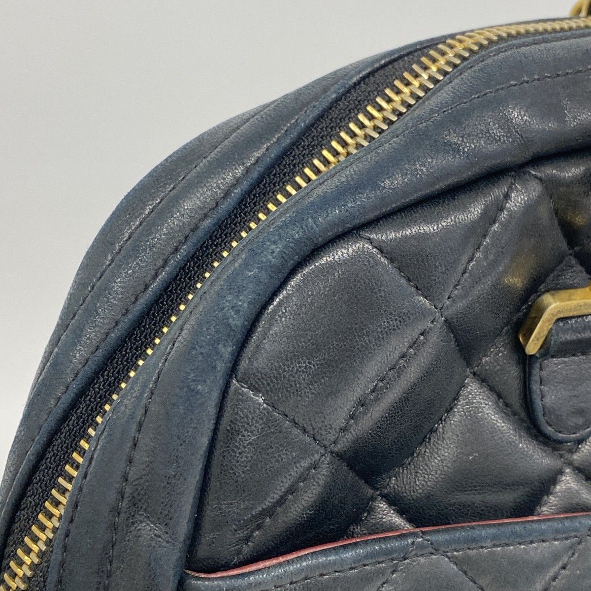 Chanel Shoulder Bag Quilted Lambskin Black Gold — view 7