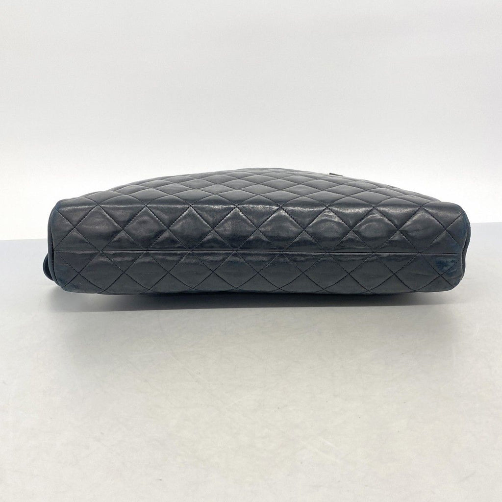 Chanel Shoulder Bag Quilted Lambskin Black Gold — view 3
