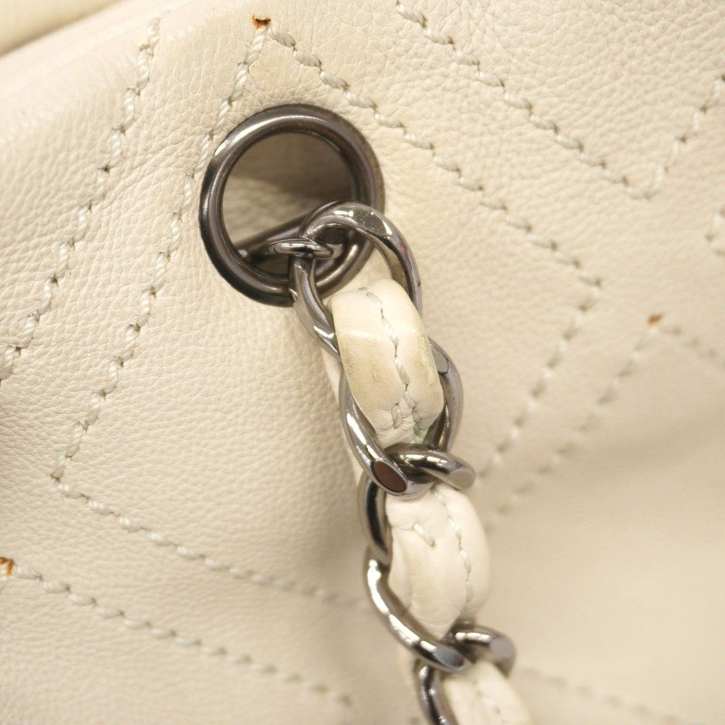 Chanel Shoulder Bag Leather Ivory Silver — view 8