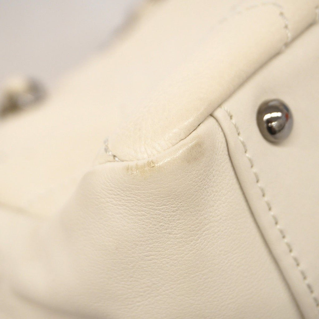 Chanel Shoulder Bag Leather Ivory Silver — view 6