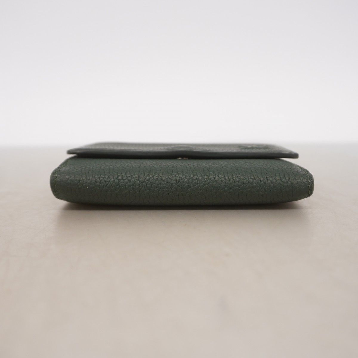 Louis Vuitton Trifold Wallet Aerogram Victor Forest Green — view 2