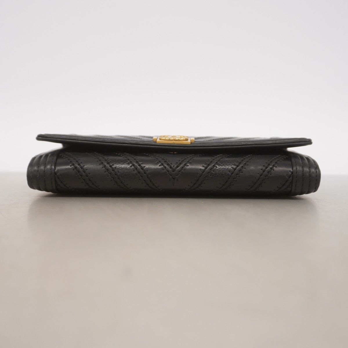 Chanel Shoulder Wallet Boy Blanc Leather Black Gold — view 3