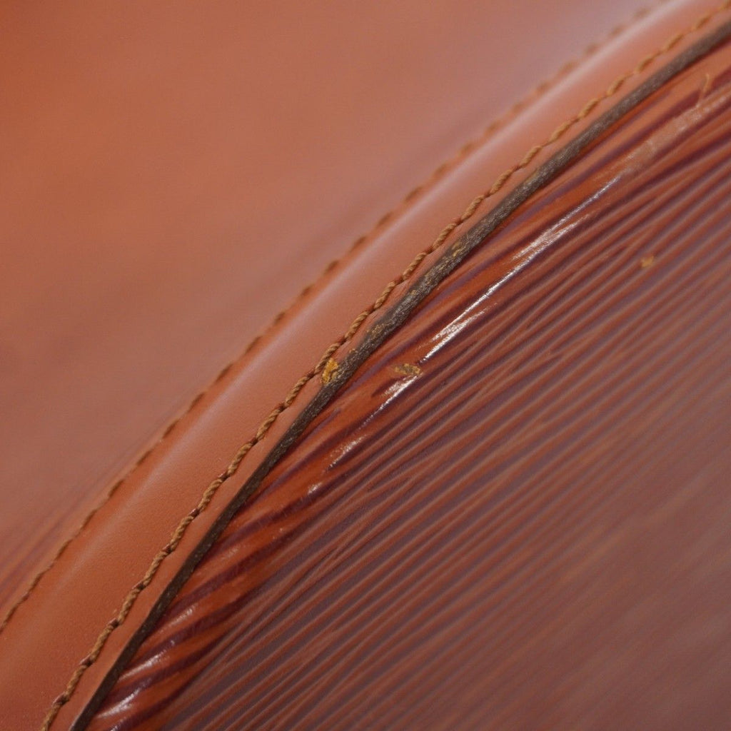 Louis Vuitton Shoulder Bag Epi Cluny Kenya Brown — view 6
