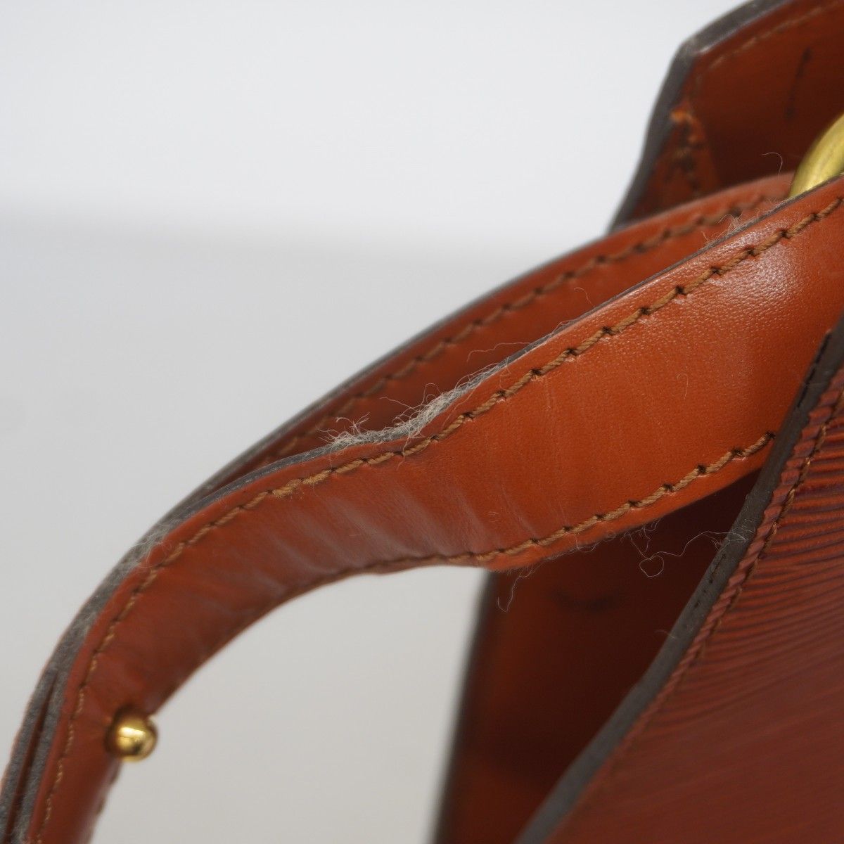 Louis Vuitton Shoulder Bag Epi Cluny Kenya Brown — view 8