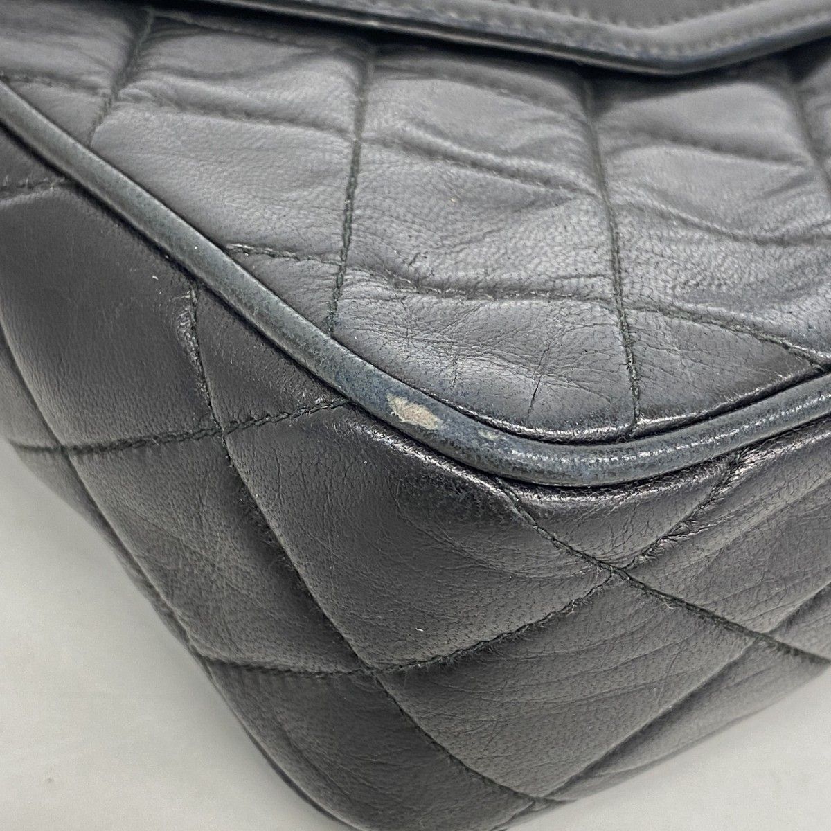 Chanel Shoulder Bag Quilted Lambskin Black Gold — view 7