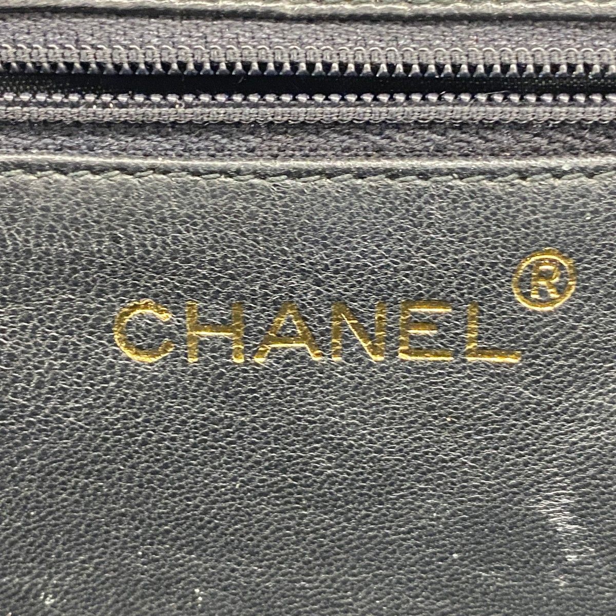 Chanel Shoulder Bag Quilted Lambskin Black Gold — view 5