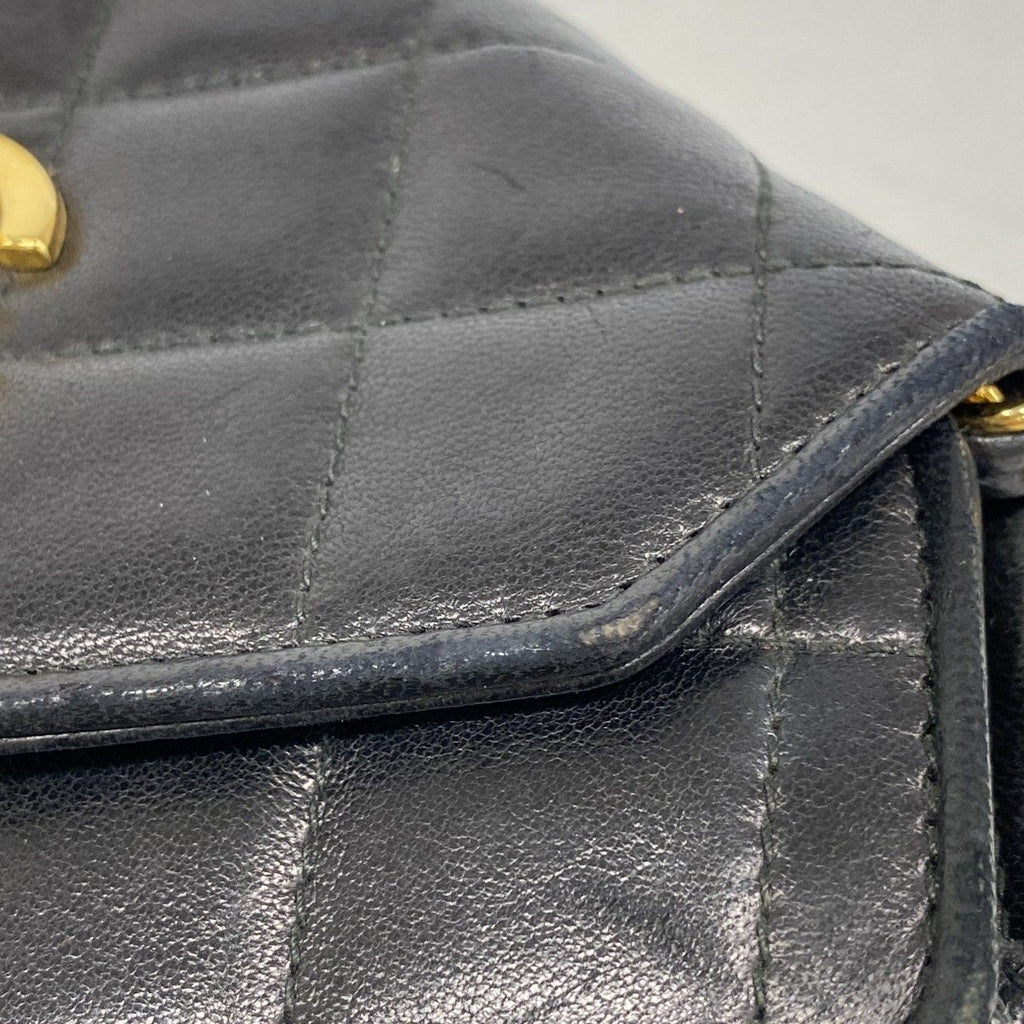 Chanel Shoulder Bag Quilted Lambskin Black Gold — view 8