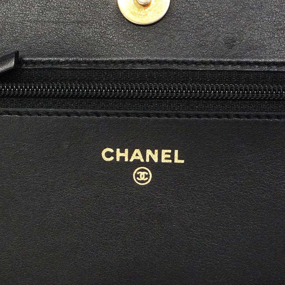 Chanel Shoulder Wallet Boy Caviar Leather Black Gold — view 5