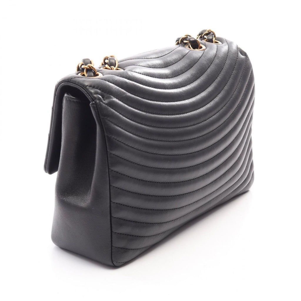 Chanel Shoulder Bag Pakoda Flap — view 2